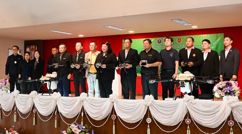 วชเปิดศูนย์โดรนเกษตร-ณ-วิทยาลัยการอาชีพศรีสำโรง-จ.สุโขทัย-ยกระดับประสิทธภาพเกษตรกรรมในพื้นที่ด้วยวิจัยและนวัตกรรม
