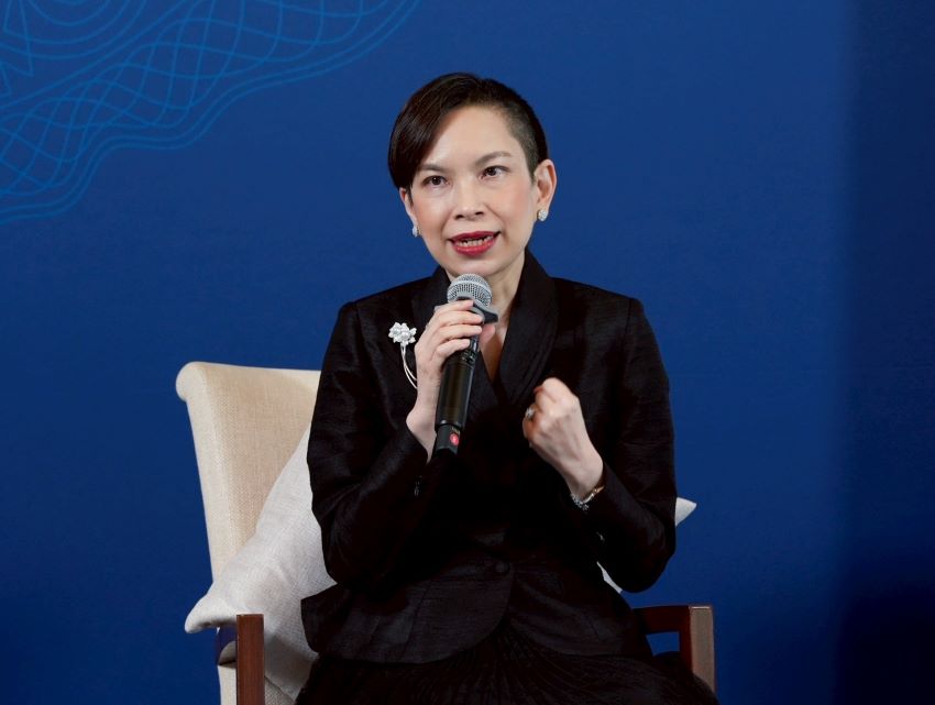 ธปทเล็งหั่นเป้า-gdp-ปีนี้-รับสงครามตอ.กลางกดเศรษฐกิจไทยโตต่ำ-พร้อมดูแลค่าเงินใกล้ชิด-:-อินโฟเควสท์