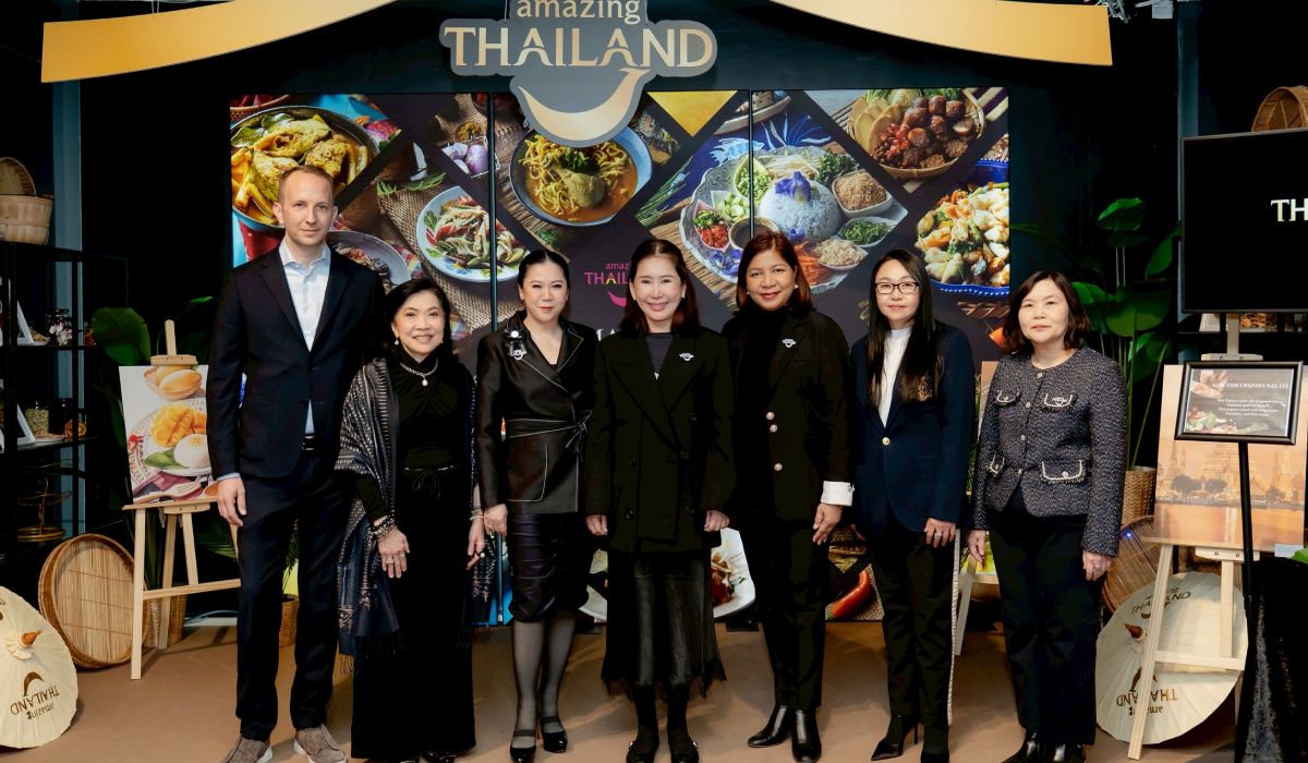 กลุ่มเซ็นทรัล-x-ททท.-นำเสนอเอกลักษณ์ไทย-ณ-ห้างสรรพสินค้าคาเดเว-กรุงเบอร์ลิน