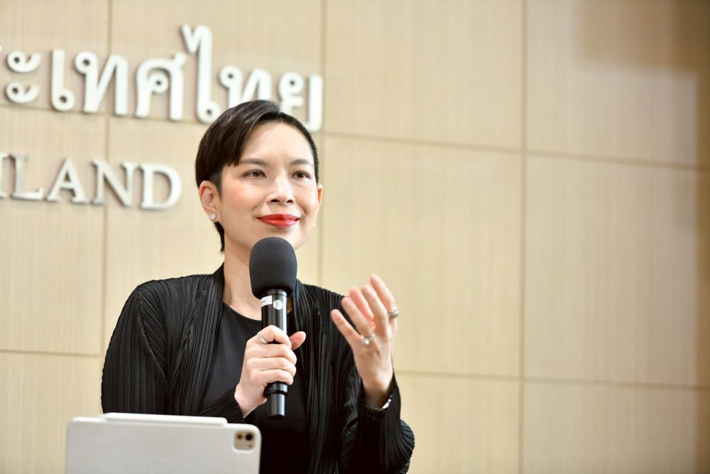ธปท.ระบุ เศรษฐกิจเม.ย.ชะลอตัวจากตอ.กลางฉุดท่องเที่ยว-บริโภคเอกชน แม้ส่งออกโต : อินโฟเควสท์
