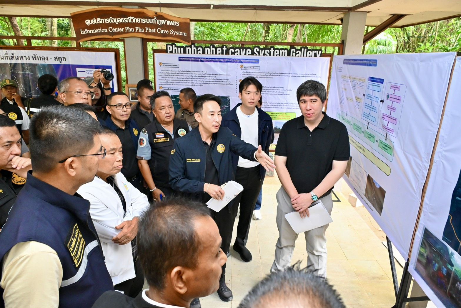 มท4-ลุย-ครม.สัญจร-หนุนศึกษาถนนเชื่อม“พัทลุง-สตูล”-เชื่อมโลจิสติกส์อ่าวไทย-อันดามัน-ดันเศรษฐกิจใต้-:-อินโฟเควสท์