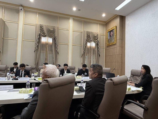 ส.อ.ท. ร่วมประชุมคณะทำงานด้านเศรษฐกิจชุมชนและ SMEs หารือแนวทางส่งเสริม SMEs สู่ตลาดภาครัฐ
