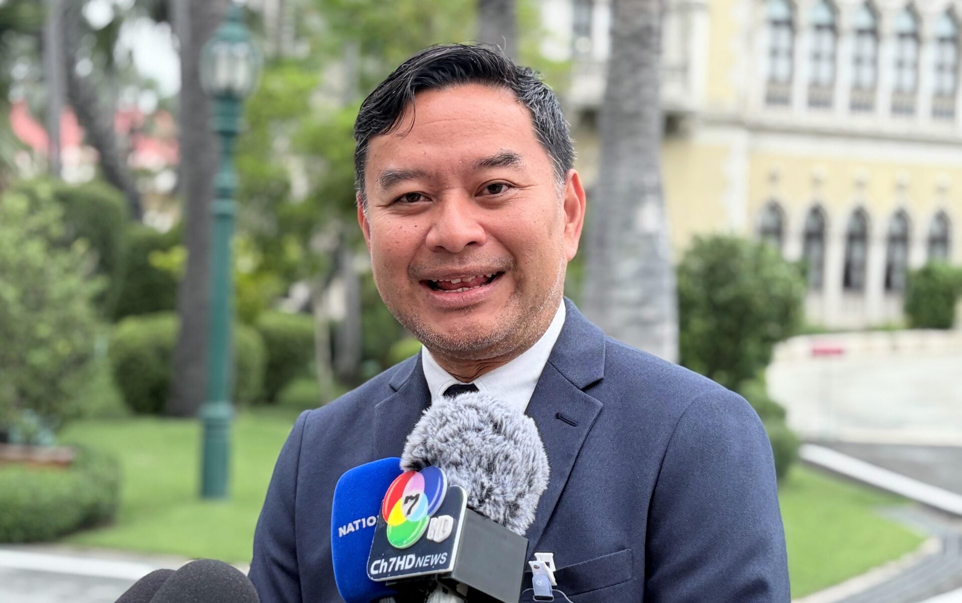 ‘เอกภพ’ เมิน กกต. ตัดสิน ‘คดีฮั้ว สว.’ ย้ำรัฐบาลไม่เกี่ยว วันนี้โฟกัสเศรษฐกิจ