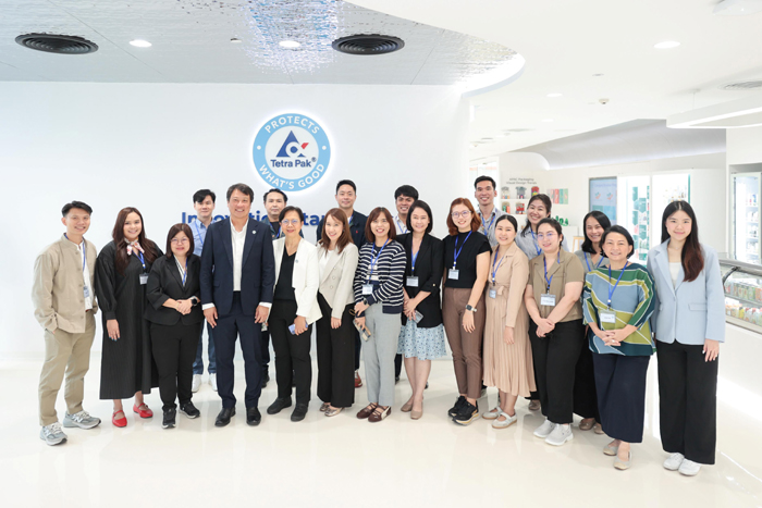เต็ดตรา แพ้ค ต้อนรับคณะ SET ESG Experts Pool  เยี่ยมชมศูนย์นวัตกรรมผลิตภัณฑ์สำหรับลูกค้า กรุงเทพฯ  แลกเปลี่ยนมุมมองด้านเศรษฐกิจหมุนเวียนในอุตสาหกรรมบรรจุภัณฑ์ไทย