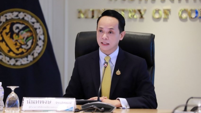 พาณิชย์ ยอมรับ น้ำท่วมกระทบรายได้ประชาชน-เตรียมใช้ไทยช่วยไทย ธงฟ้า