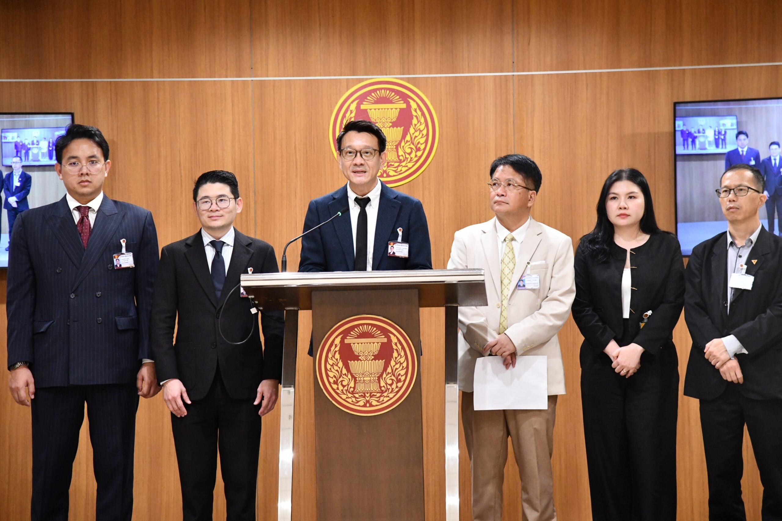 ‘กมธพัฒนาเศรษฐกิจ’-เสนอเปิดเวทีรับฟังก่อนปรับแก้-กม.คุ้มครองพันธุ์พืช-|-เดลินิวส์